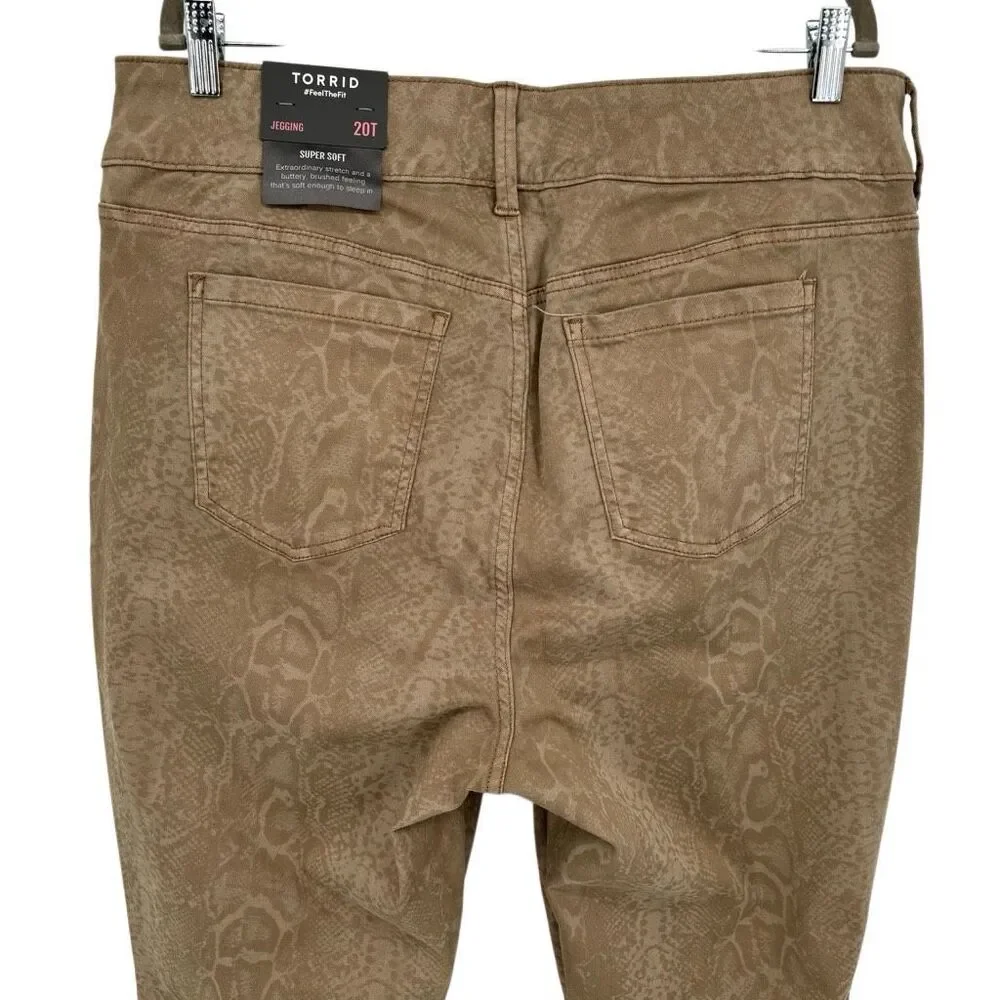 Torrid Super Soft High Rise Jeggings Tan Snakeskin Print‎ Size 20T NWT